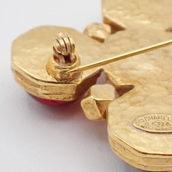 CHANEL CC Logo Gripoix Glass Brooch 97A Gold France Green Red Vintage 10RL404 - Picture 5 of 6